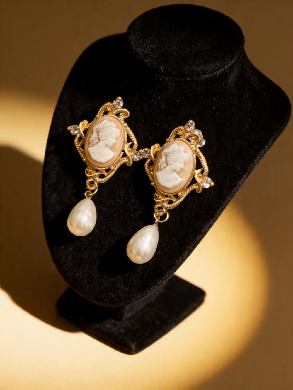 Vintage Gold Cameo Pearl Drop Earrings